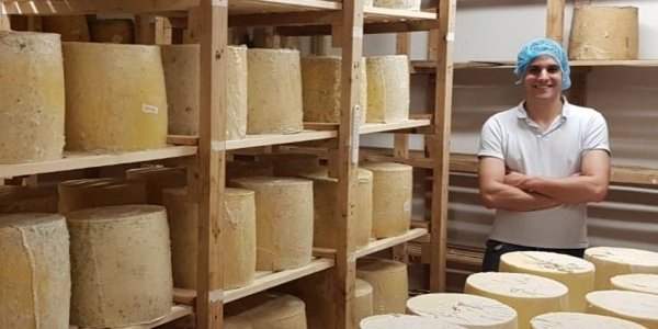 Podcast : Entretien avec Jean-Baptiste Enjelvin, fabricant fromager français à Cork